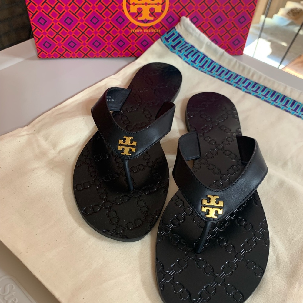 NIB Tory Burch black Monroe leather thong